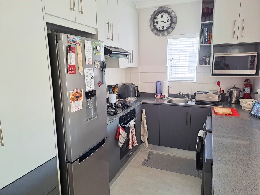 To Let 3 Bedroom Property for Rent in The Village Western Cape